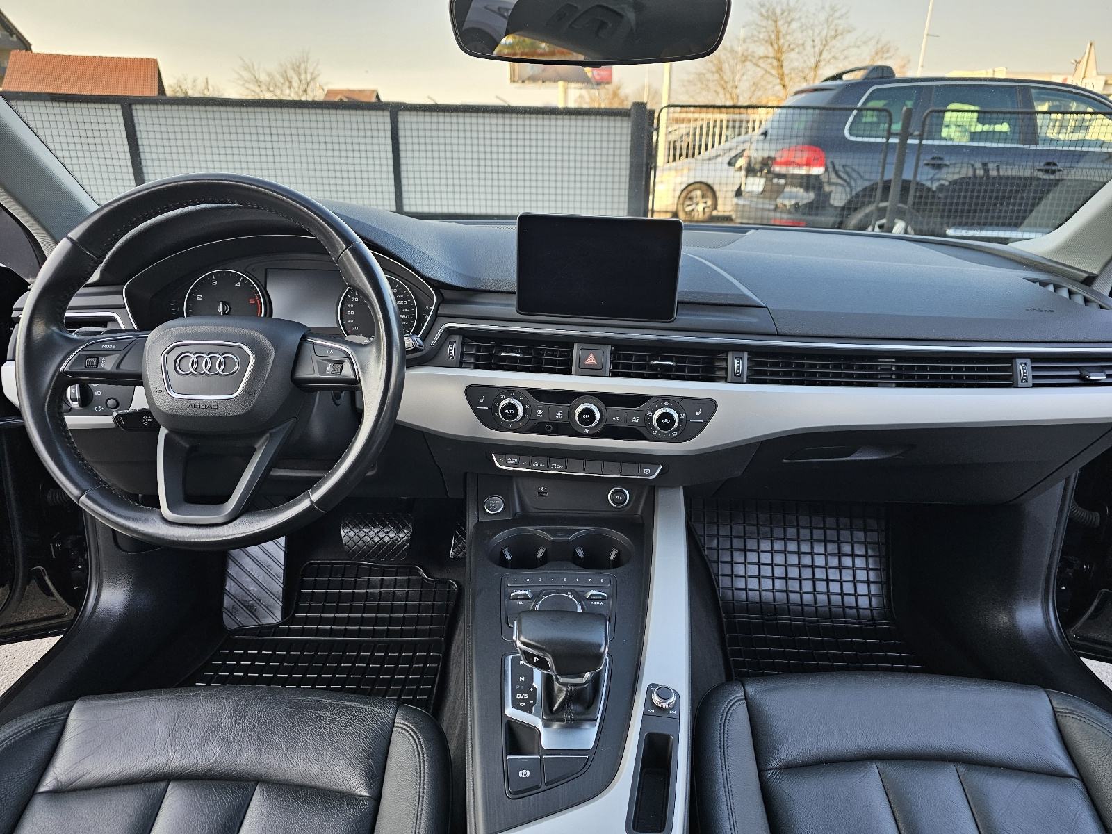 Audi A4 Avant 2,0 TDI ***TOP-STANJE***VELIKI-SERVIS**FACELIFT-MODEL**, fotografija 15
