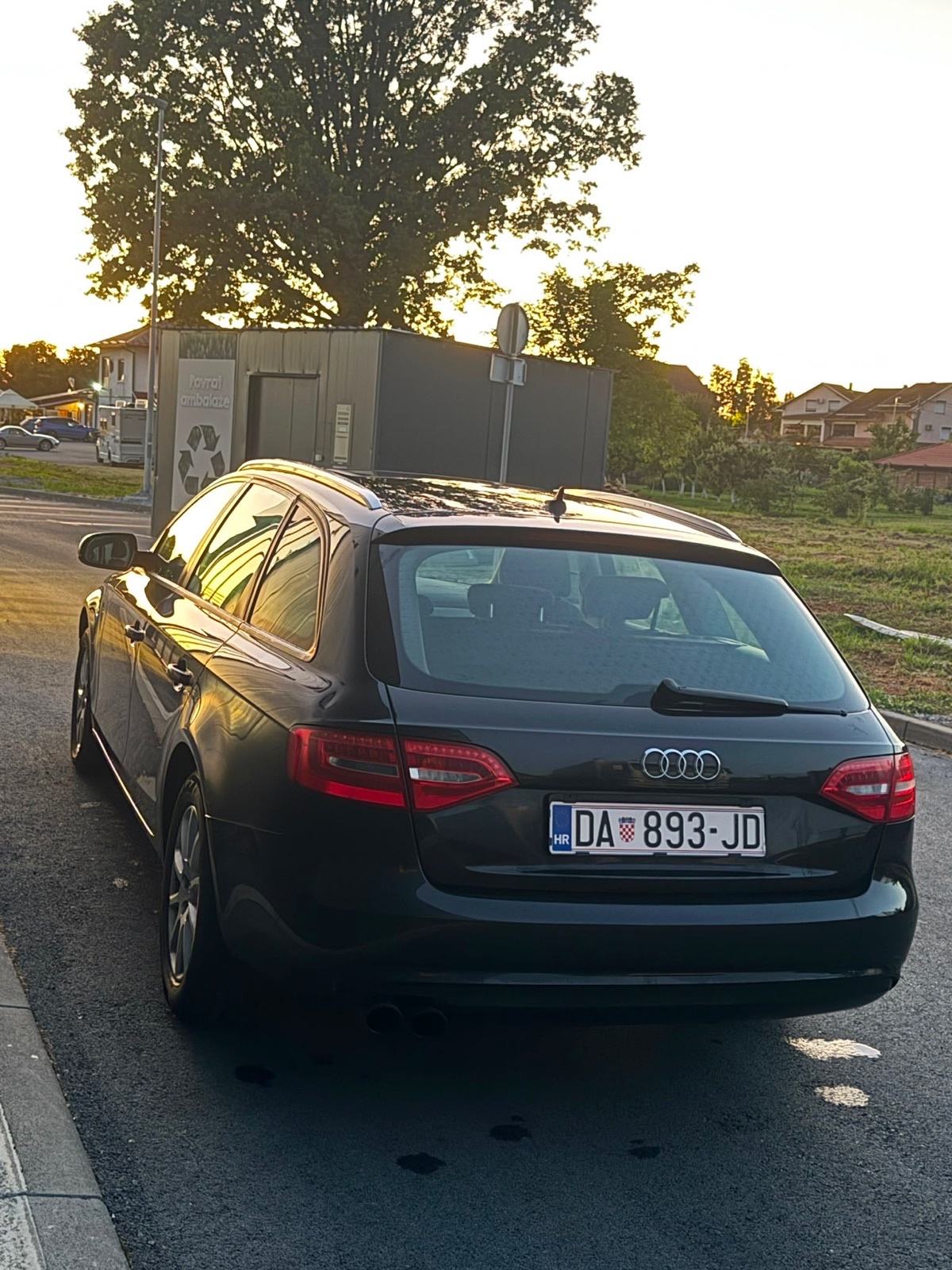 Audi A4 Avant 2,0 TDI S-tronic 8 brzina full o, fotografija 3