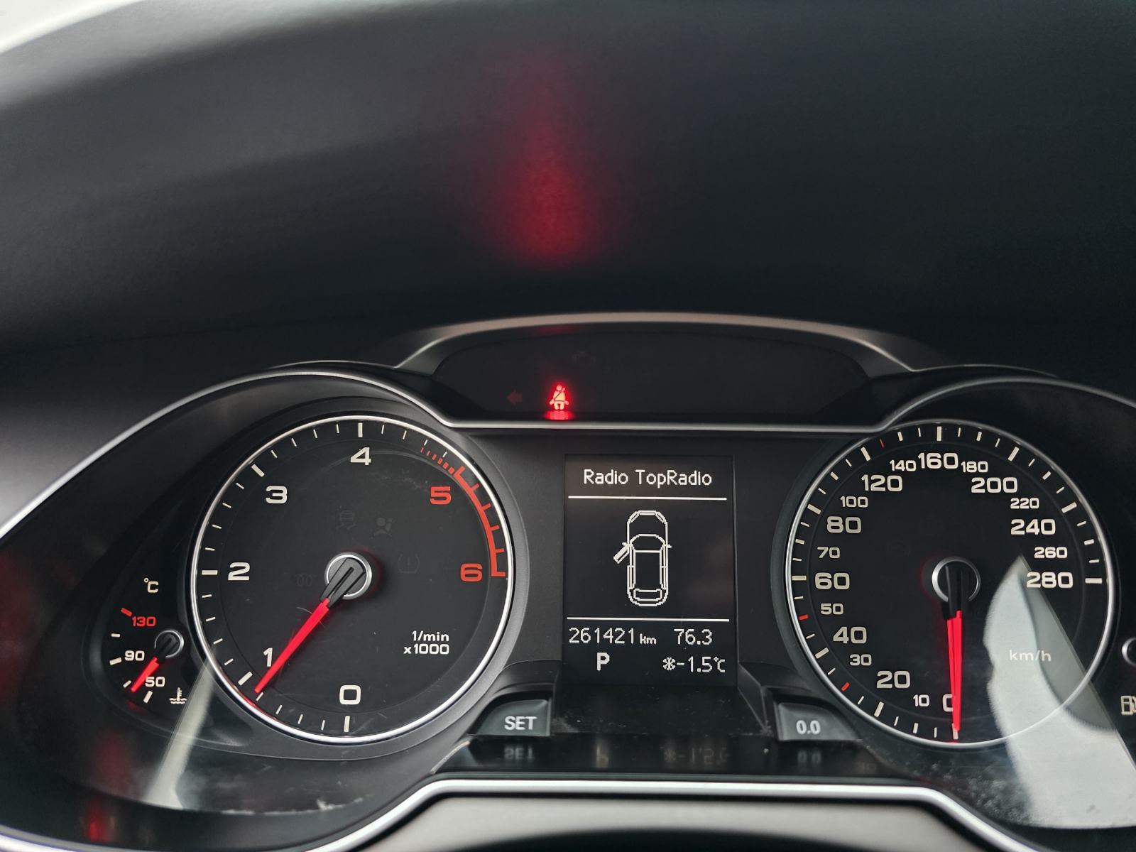 Audi A4 Avant 2,0 TDI SPORT-AUTOMATIK -SUPER STANJE., fotografija 10