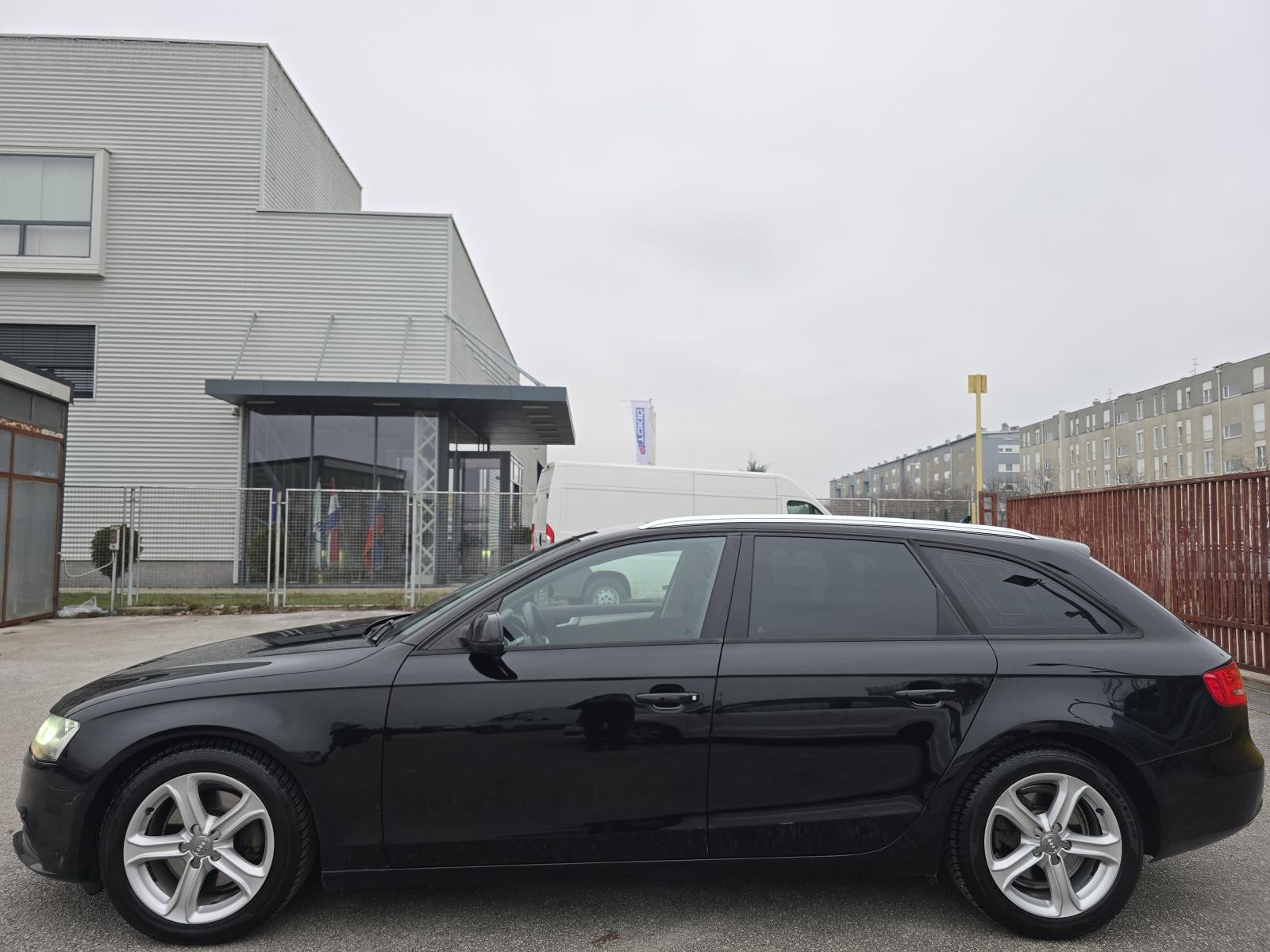 Audi A4 Avant 2,0 TDI SPORT-AUTOMATIK -SUPER STANJE., fotografija 7