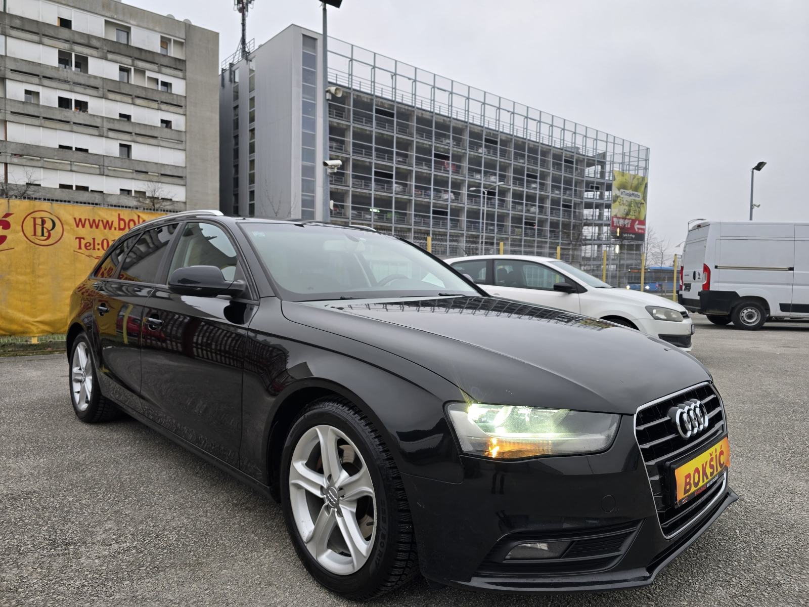 Audi A4 Avant 2,0 TDI SPORT-AUTOMATIK -SUPER STANJE., fotografija 2