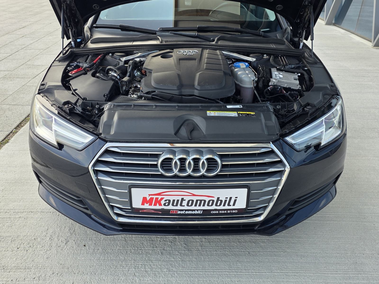 Audi A4 Avant 2,0 TDI S TRONIK,ALU 19,NOVE GUME, fotografija 9