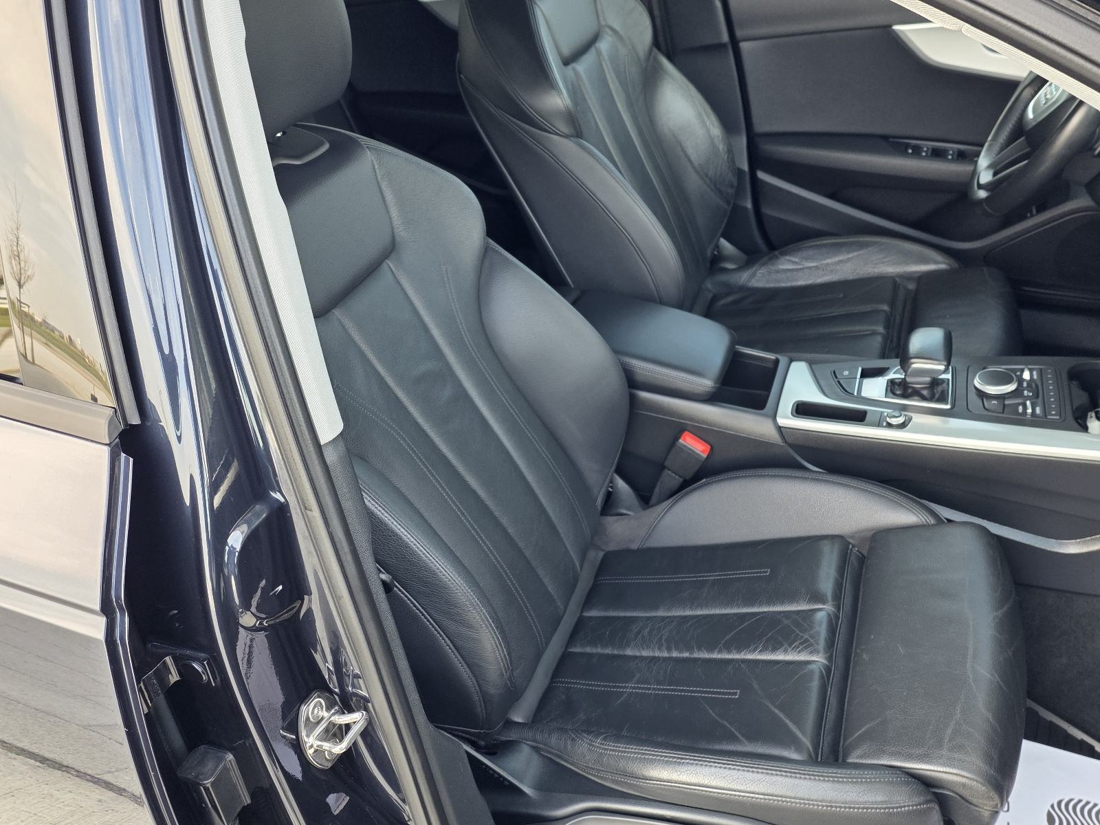 Audi A4 Avant 2,0 TDI S TRONIK,ALU 19,NOVE GUME, fotografija 14