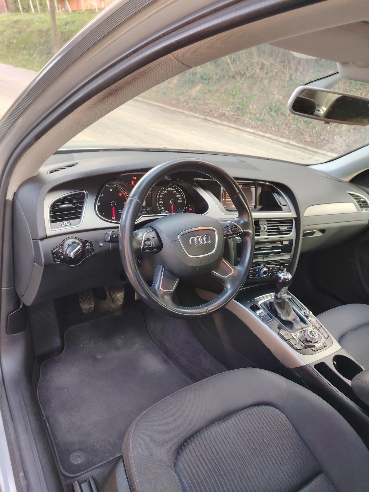 Audi A4 Avant 2,0 TDI Ultra Euro 6, fotografija 15
