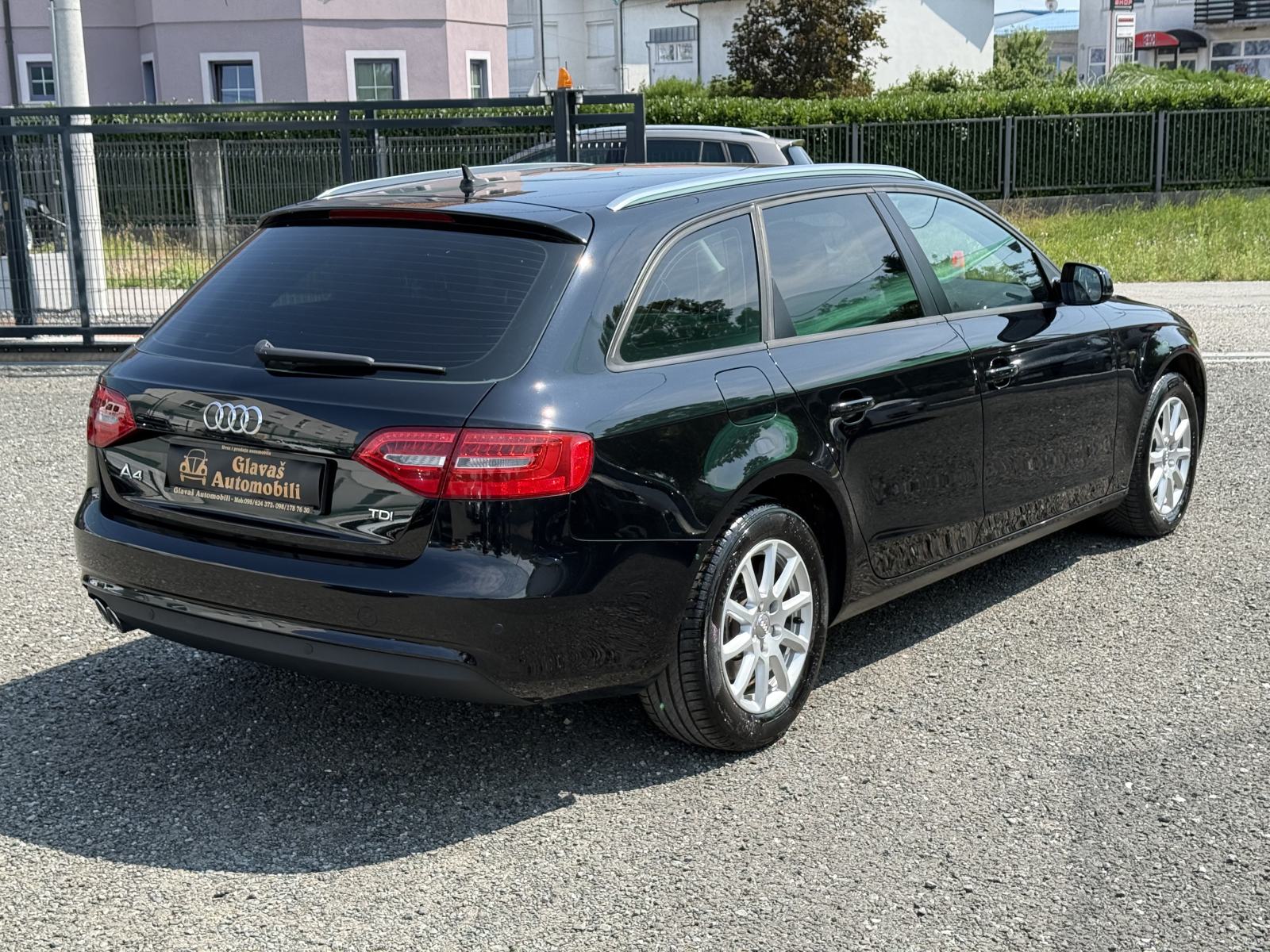 Audi A4 Avant 2,0 TDI XENON,PDC,NAVI,VELIKI SERVIS,TOP STANJE!!!, fotografija 7
