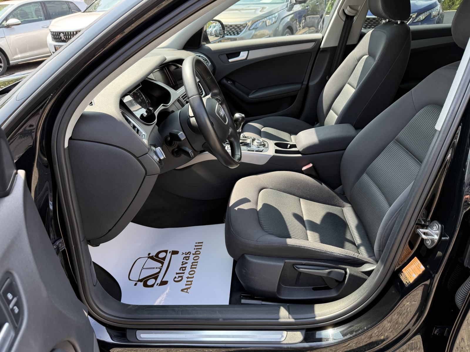 Audi A4 Avant 2,0 TDI XENON,PDC,NAVI,VELIKI SERVIS,TOP STANJE!!!, fotografija 9