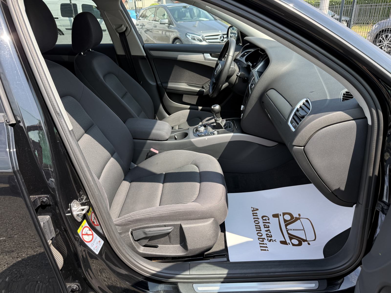 Audi A4 Avant 2,0 TDI XENON,PDC,NAVI,VELIKI SERVIS,TOP STANJE!!!, fotografija 16