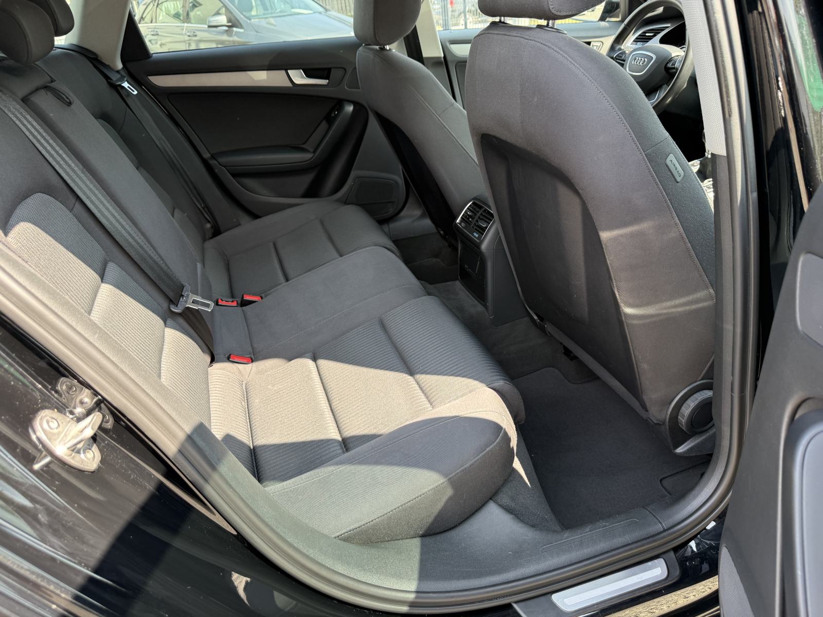 Audi A4 Avant 2,0 TDI XENON,PDC,NAVI,VELIKI SERVIS,TOP STANJE!!!, fotografija 19