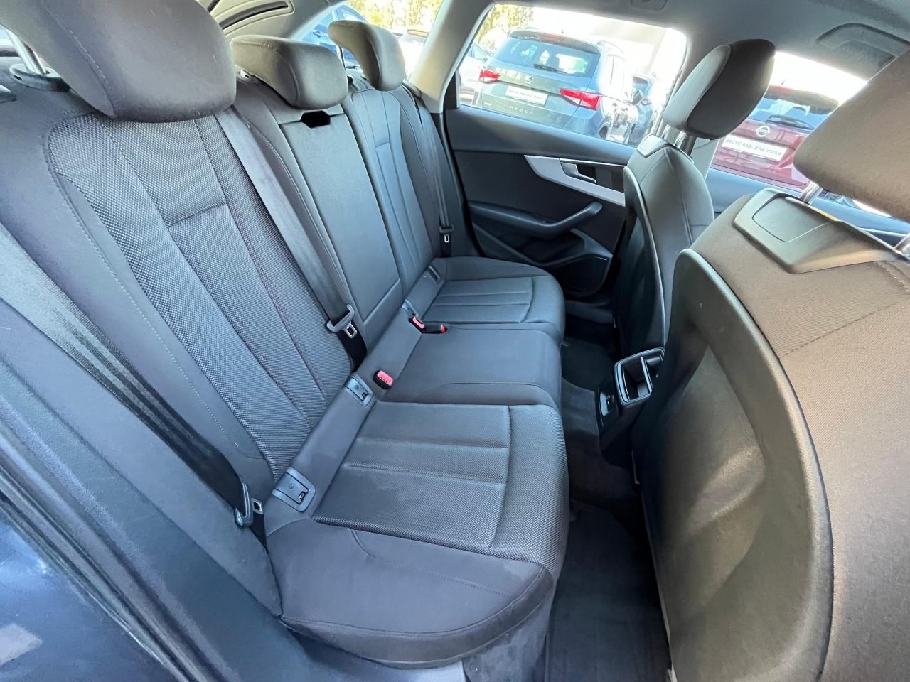 Audi A4 Avant 2.0 TFSI AUTOMATIK ALU NAVI LED, fotografija 14