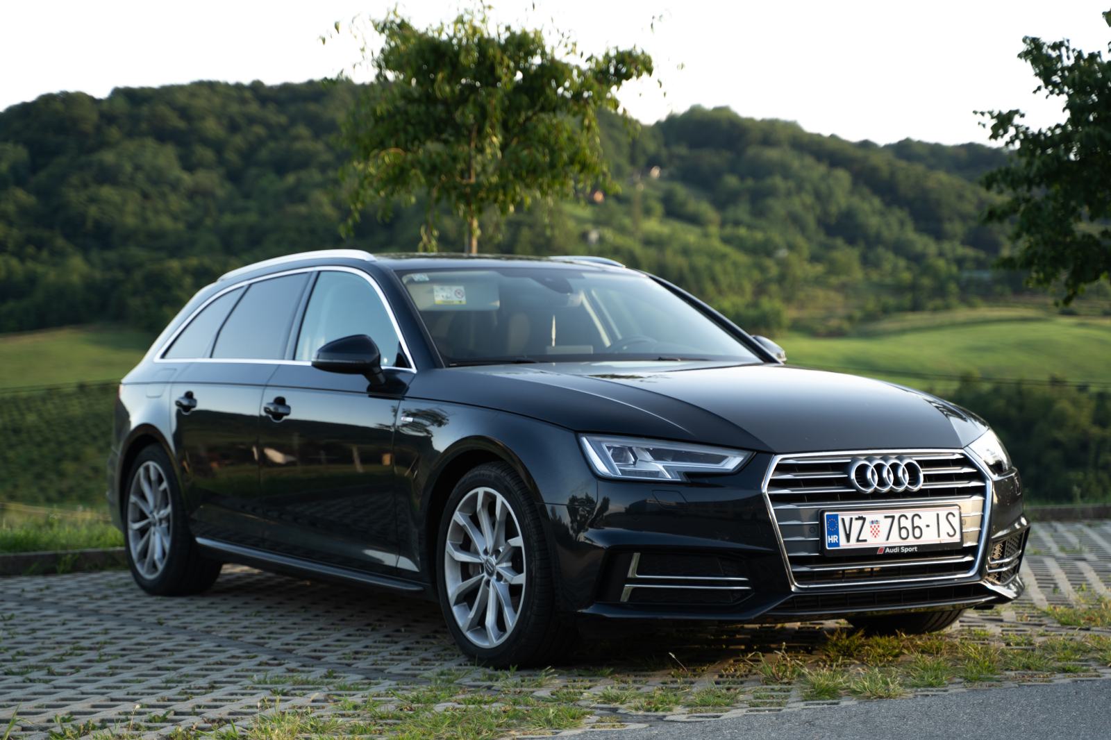 Audi A4 3.0 Tdi 204 Ps Erfahrung Audi A4 3,0 TDI S-line, S-tronic, 2016 god.