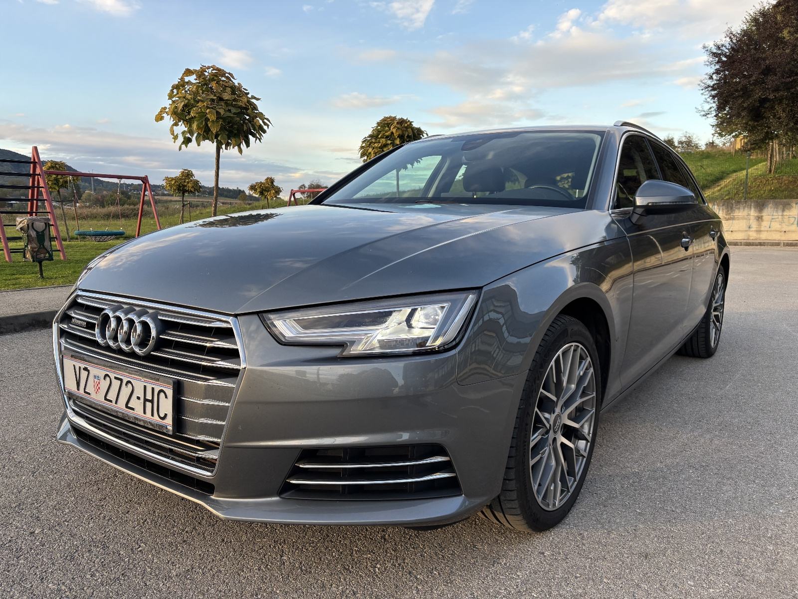 Audi A4 Avant 3,0 TDI Sport automatik, fotografija 3