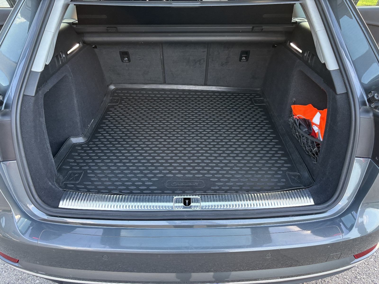 Audi A4 Avant 3,0 TDI Sport automatik, fotografija 14
