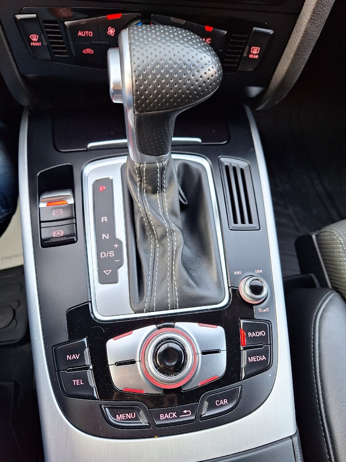 Audi A4 Avant 3,0 TDI S-tronic 3XS LINE QUATTRO/2015/Kasko reg 1god, fotografija 11
