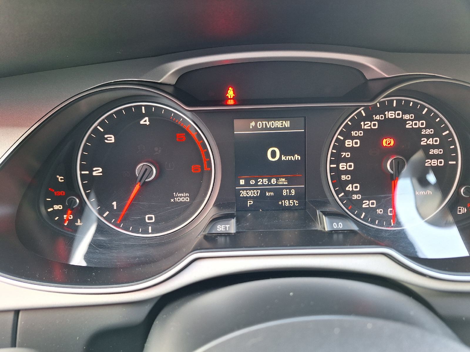 Audi A4 Avant 3,0 TDI S-tronic 3XS LINE QUATTRO/2015/Kasko reg 1god, fotografija 10