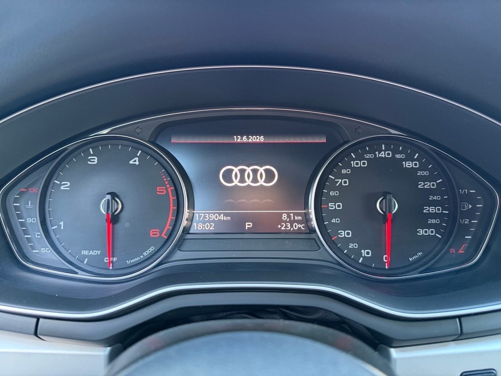 Audi A4 Avant 30 TDI automatik 7g# dosta opreme# top stanje# u PDV-u#, fotografija 18