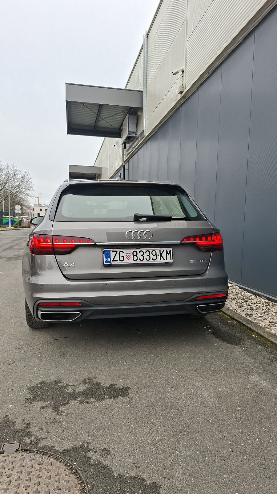 Audi A4 Avant 30 TDI automatik, fotografija 2