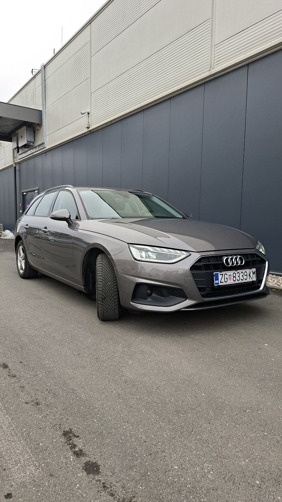 Audi A4 Avant 30 TDI automatik, fotografija 3