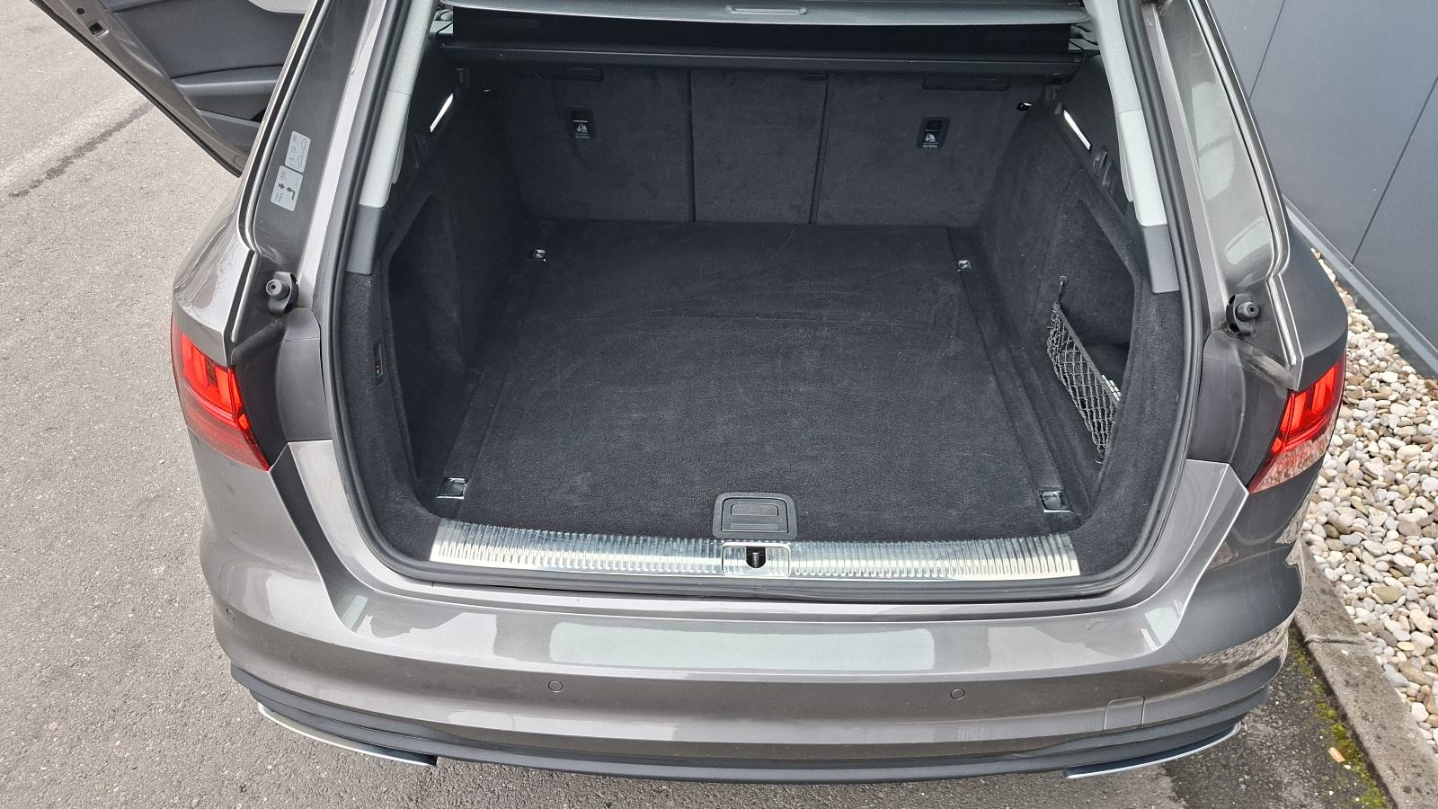 Audi A4 Avant 30 TDI automatik, fotografija 11