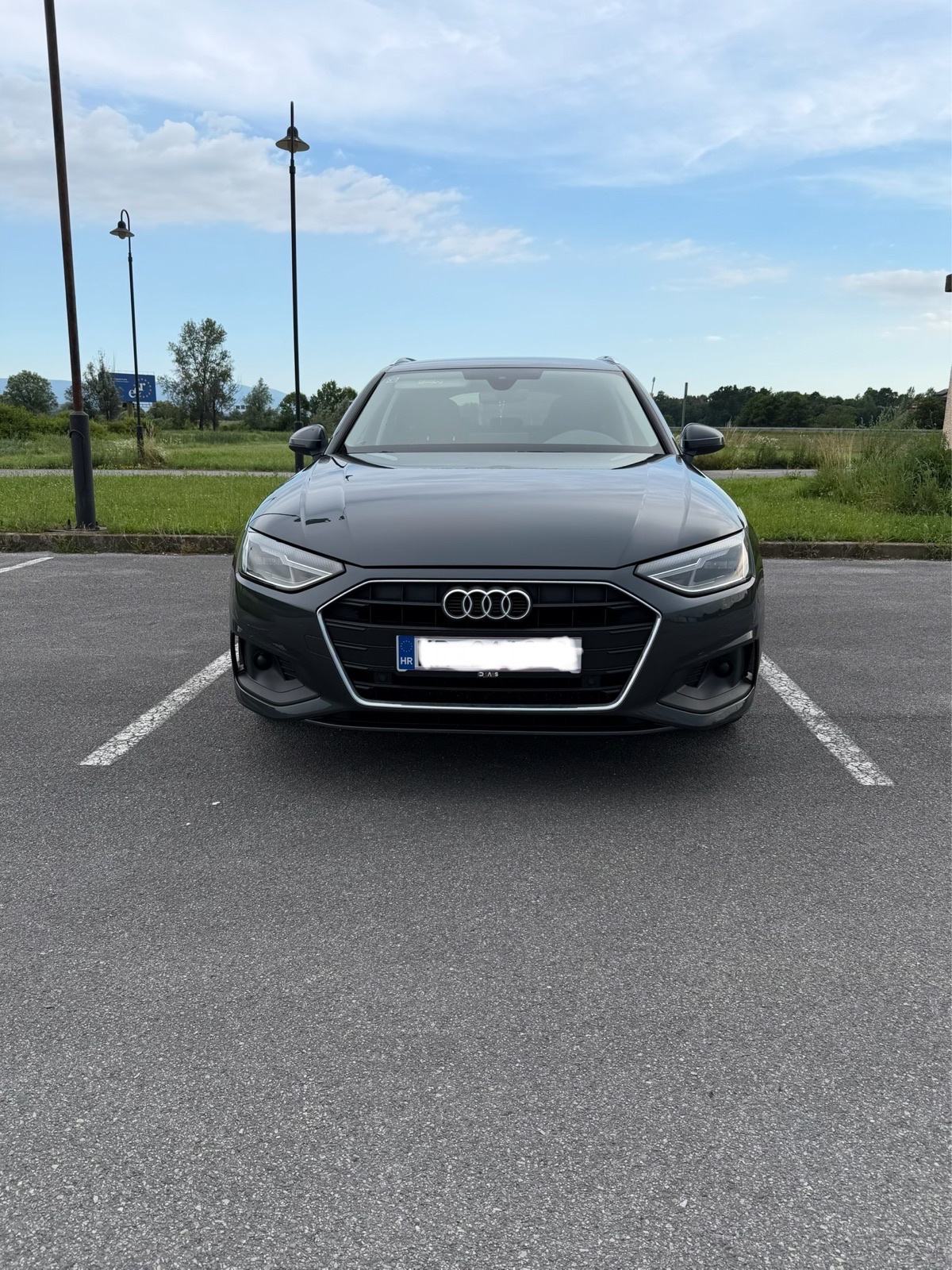 Audi A4 Avant 30 TDI automatik, fotografija 8
