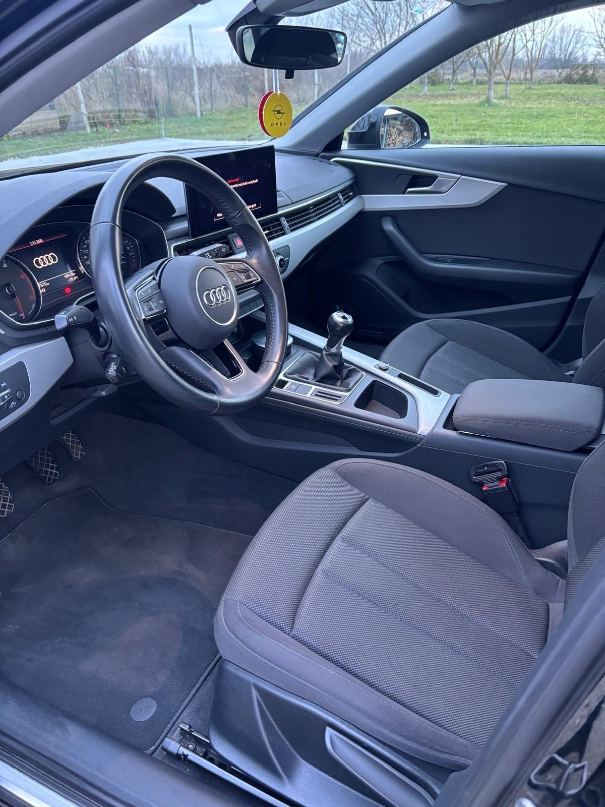 Audi A4 Avant 30 TDI, fotografija 7