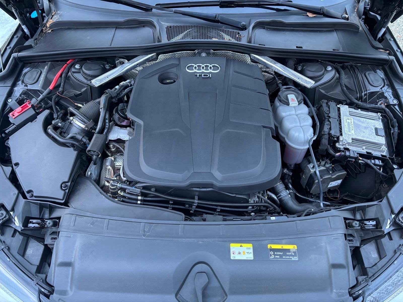 Audi A4 Avant 30 TDI, fotografija 14