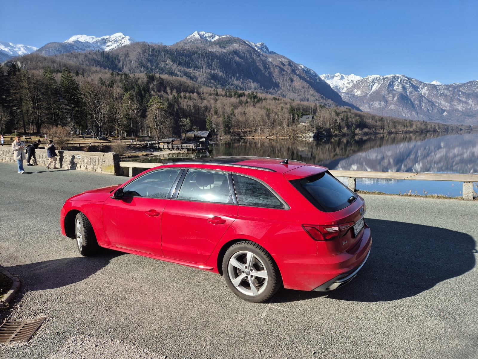 Audi A4 Avant 30 TDI Advanced PANO Matrix, fotografija 6