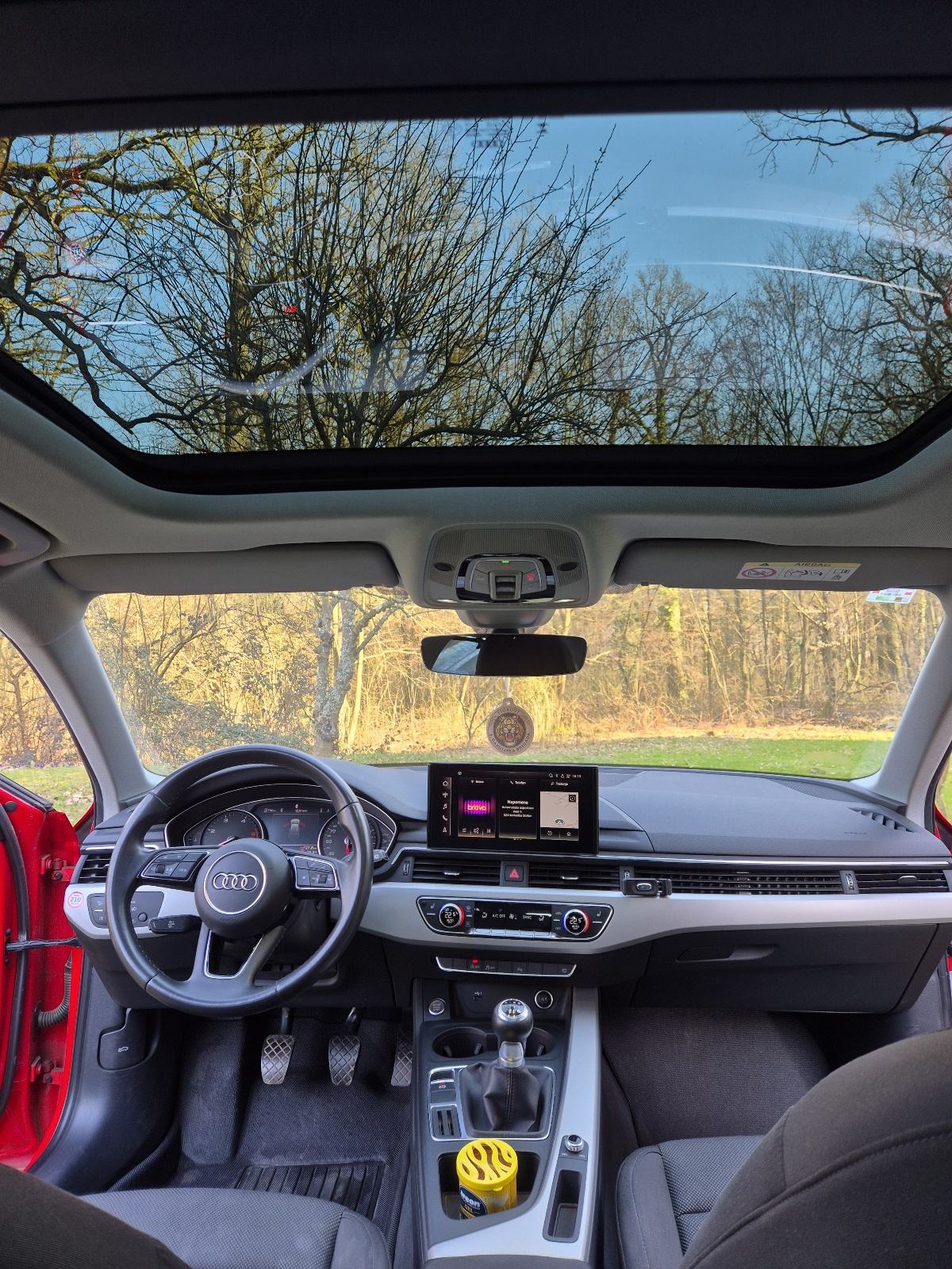 Audi A4 Avant 30 TDI Advanced PANO Matrix, fotografija 14