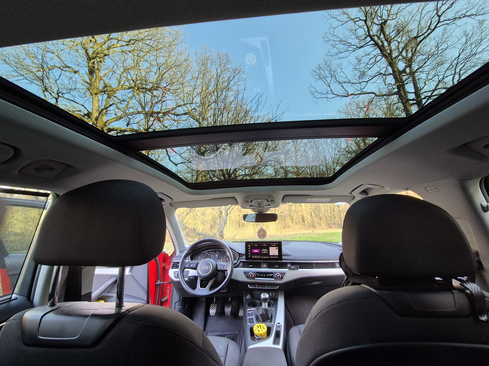 Audi A4 Avant 30 TDI Advanced PANO Matrix, fotografija 15