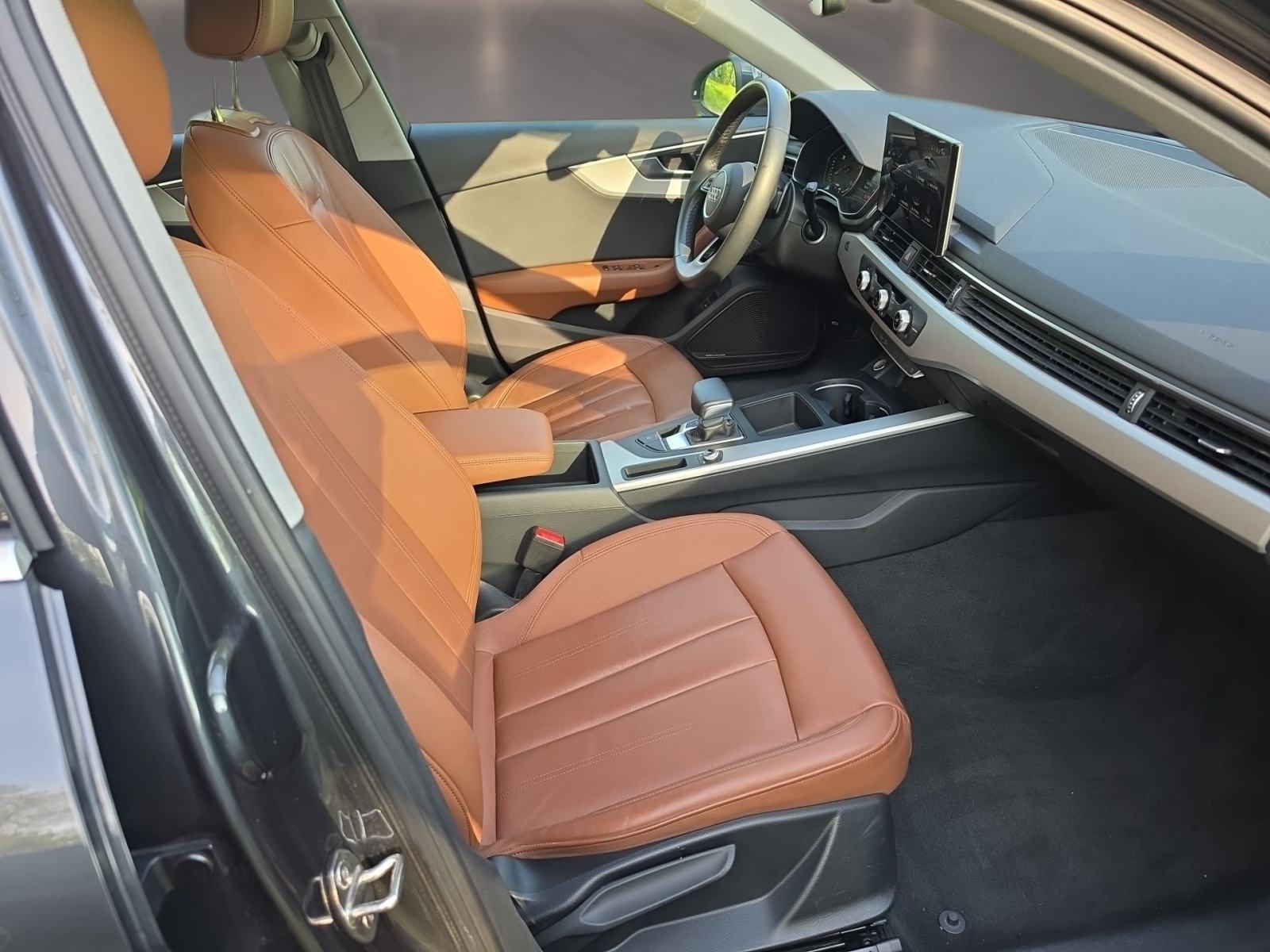 Audi A4 Avant 30 TDI S-tronic// B&O // Navi // Leather, fotografija 16