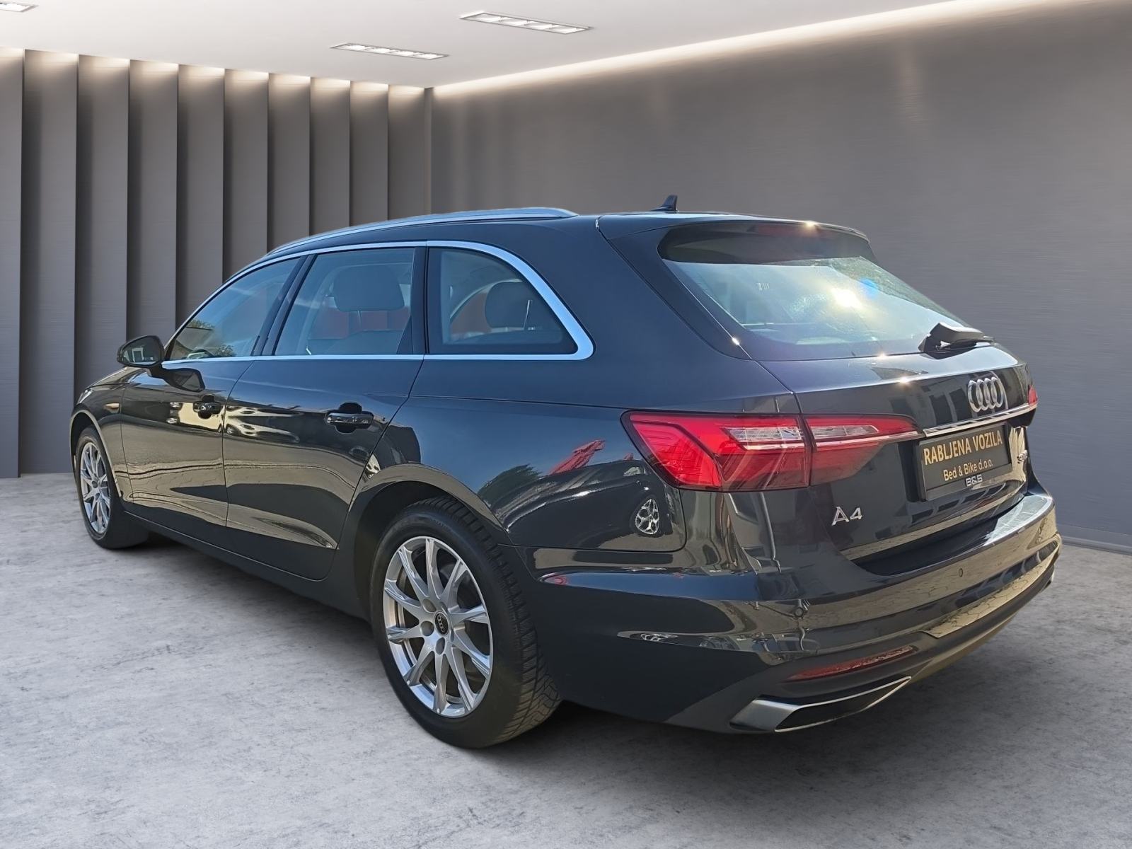 Audi A4 Avant 30 TDI S-tronic// B&O // Navi // Leather, fotografija 9