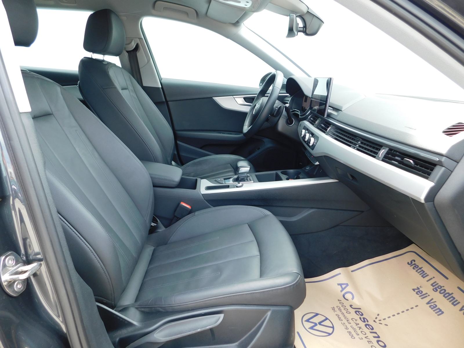 Audi A4 Avant 30 TDI S tronic-LEASING BEZ UČEŠĆA!, fotografija 12