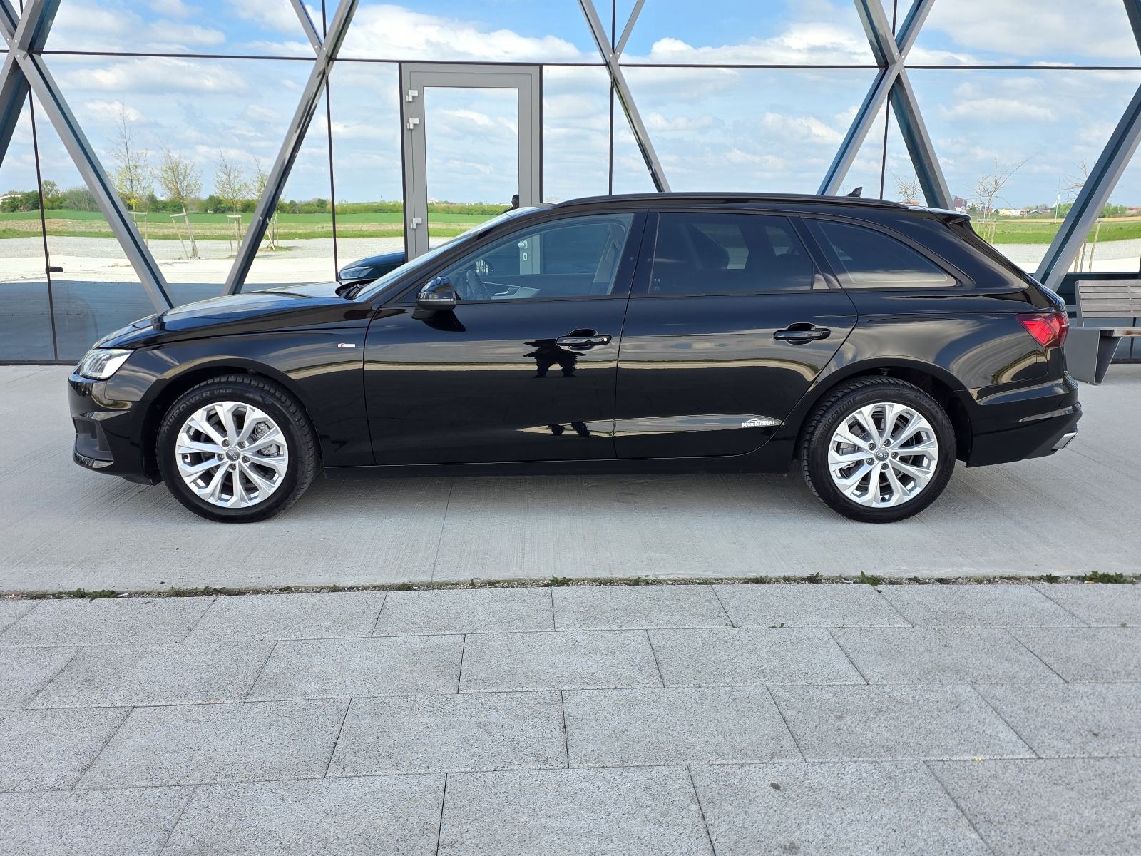 Audi A4 Avant 30 TDI VIRTUAL,FUL LED,NAVI 135 T.K.M, fotografija 3
