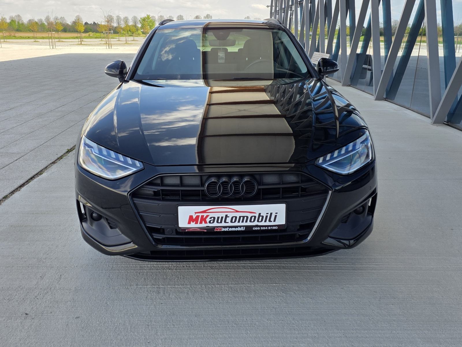 Audi A4 Avant 30 TDI VIRTUAL,FUL LED,NAVI 135 T.K.M, fotografija 9