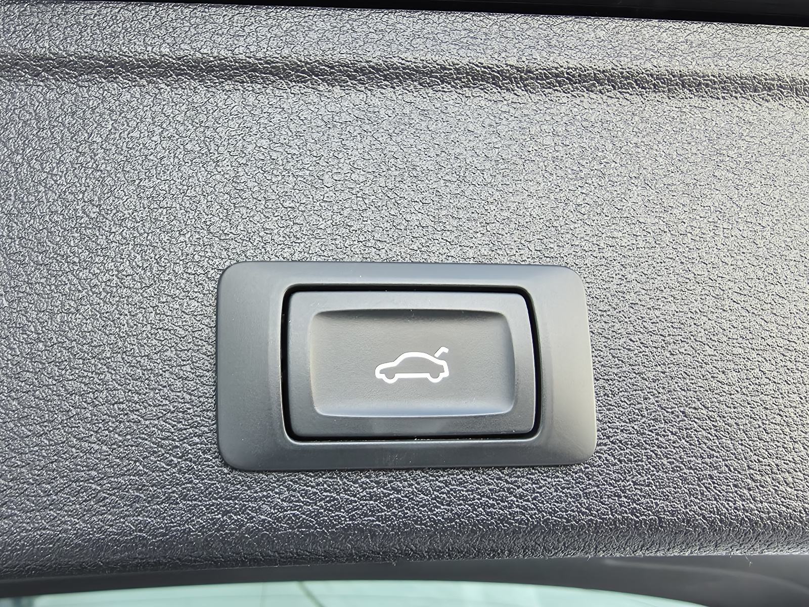 Audi A4 Avant 30 TDI VIRTUAL,FUL LED,NAVI 135 T.K.M, fotografija 10