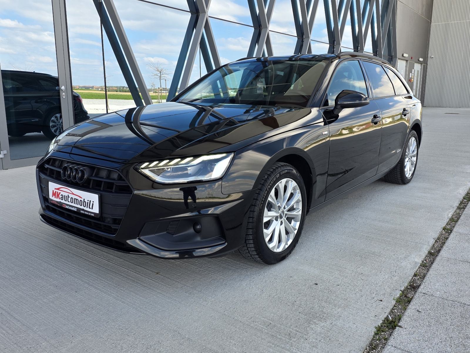 Audi A4 Avant 30 TDI VIRTUAL,FUL LED,NAVI 135 T.K.M, fotografija 2