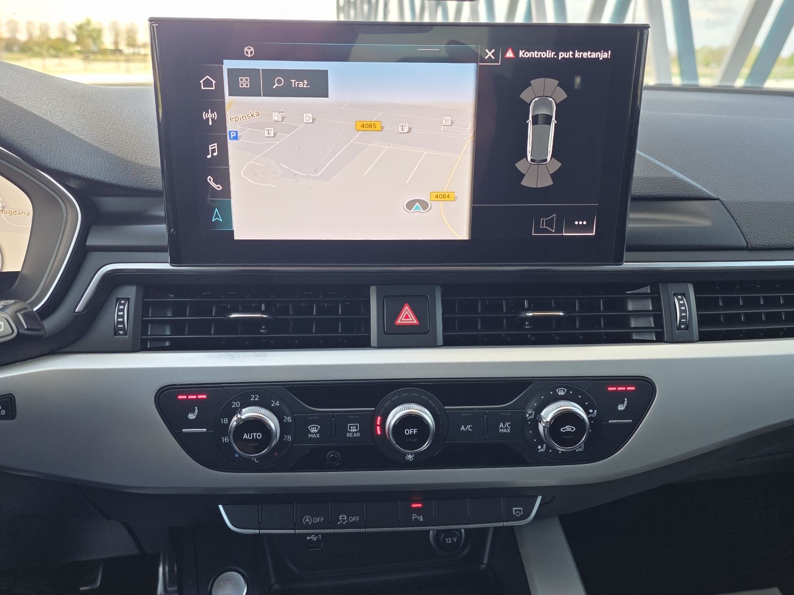 Audi A4 Avant 30 TDI VIRTUAL,FUL LED,NAVI 135 T.K.M, fotografija 18