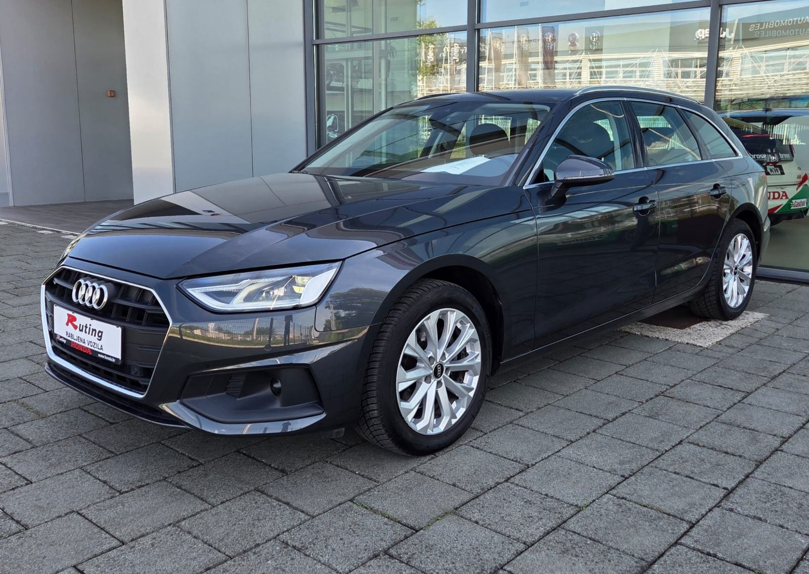 AUDI A4 AVANT 35 TDI*120 KW*S-TRONIC*ALU NAVI LED KAMERA*GARANCIJA*, fotografija 1