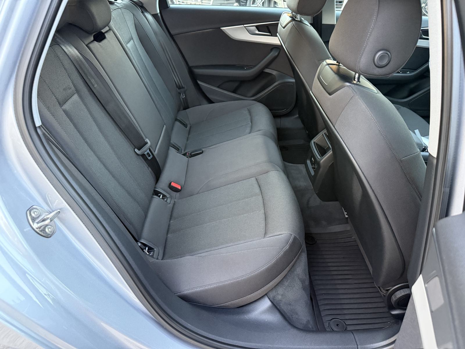 AUDI A4 AVANT 35 TDI 2022. God - 76 500 KM - ADVANCED - SUSTAV PDV - A, fotografija 17