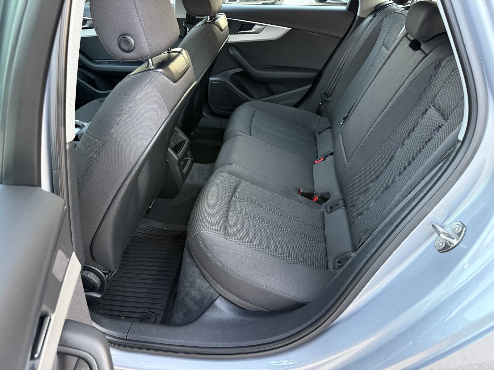 AUDI A4 AVANT 35 TDI 2022. God - 76 500 KM - ADVANCED - SUSTAV PDV - A, fotografija 15