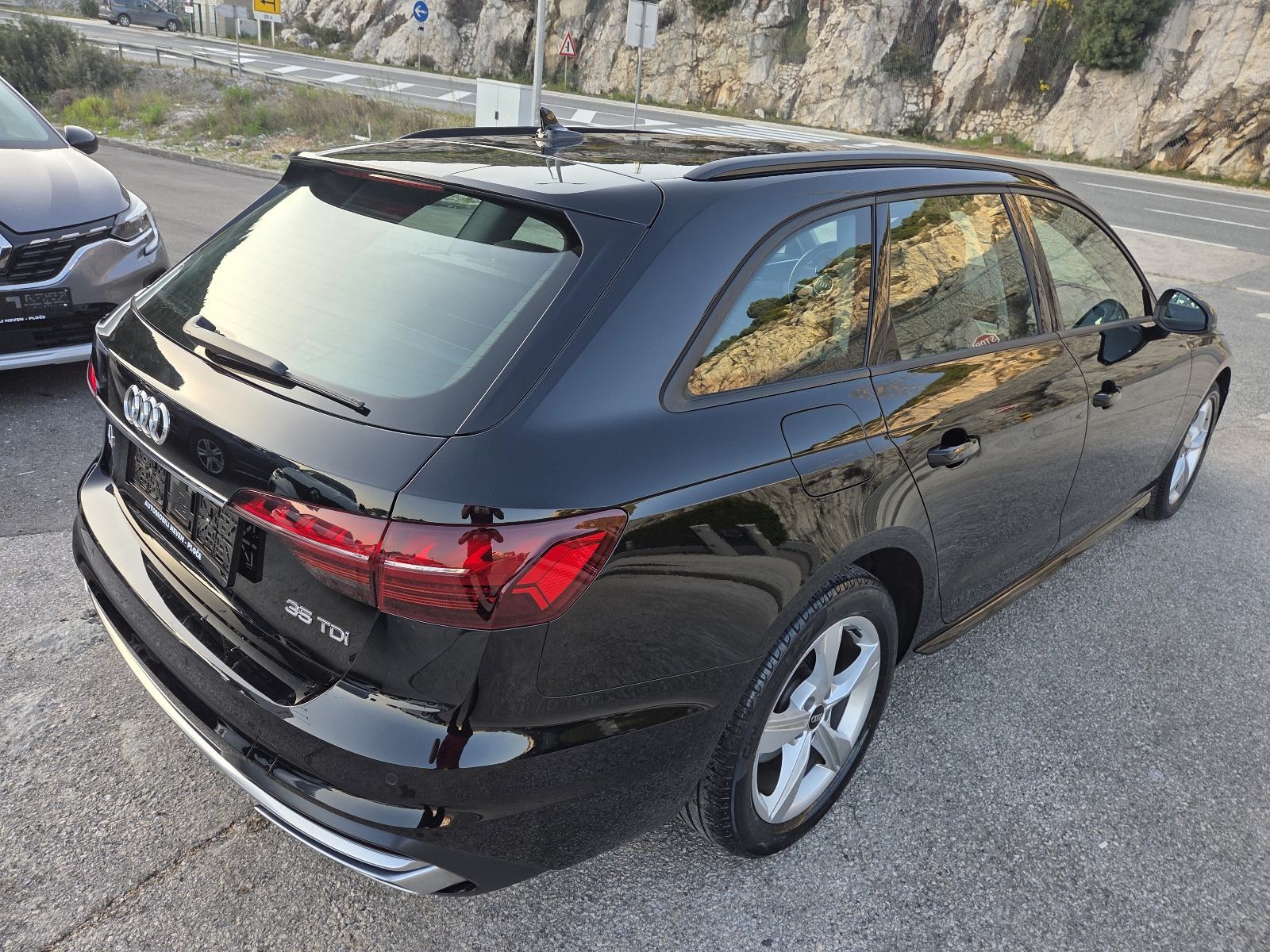 Audi A4 Avant 35 TDI ** 2023 ** JAMSTVO !!, fotografija 5