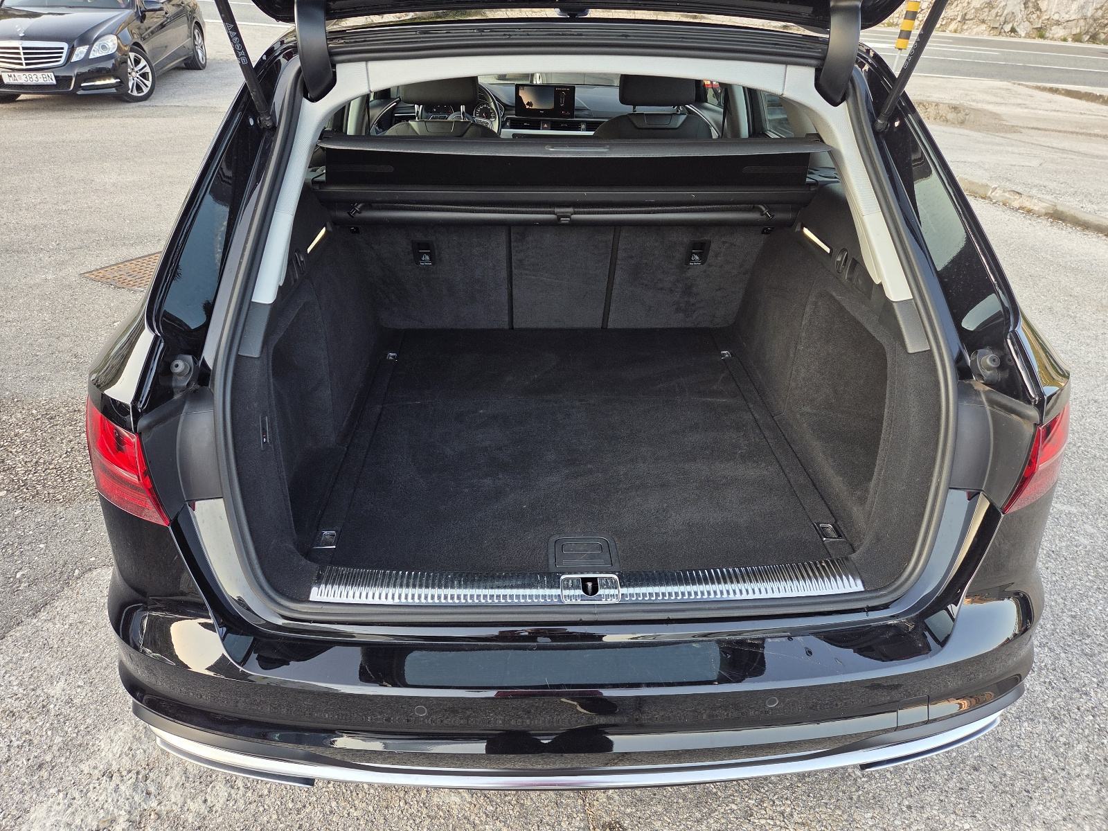 Audi A4 Avant 35 TDI ** 2023 ** JAMSTVO !!, fotografija 19