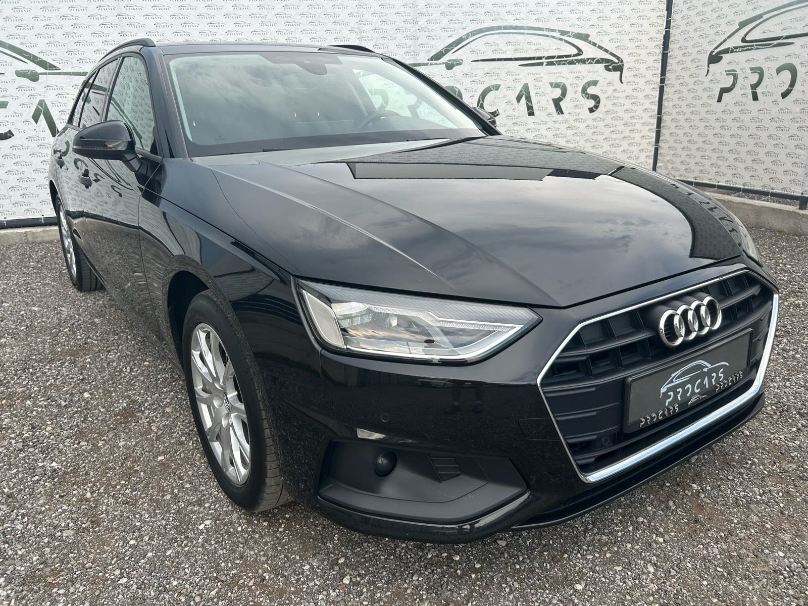 Audi A4 Avant 35 TDI automatik | ALU 17 | KAO NOVO | NAVI | REG 6/27, fotografija 3