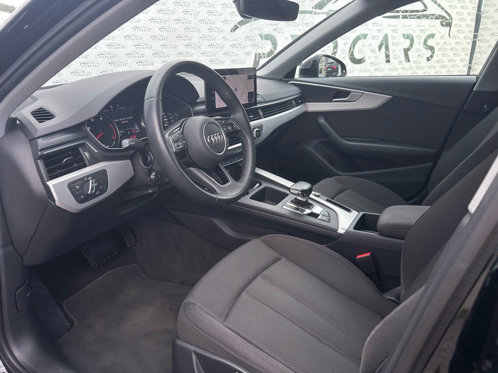 Audi A4 Avant 35 TDI automatik | ALU 17 | KAO NOVO | NAVI | REG 6/27, fotografija 7