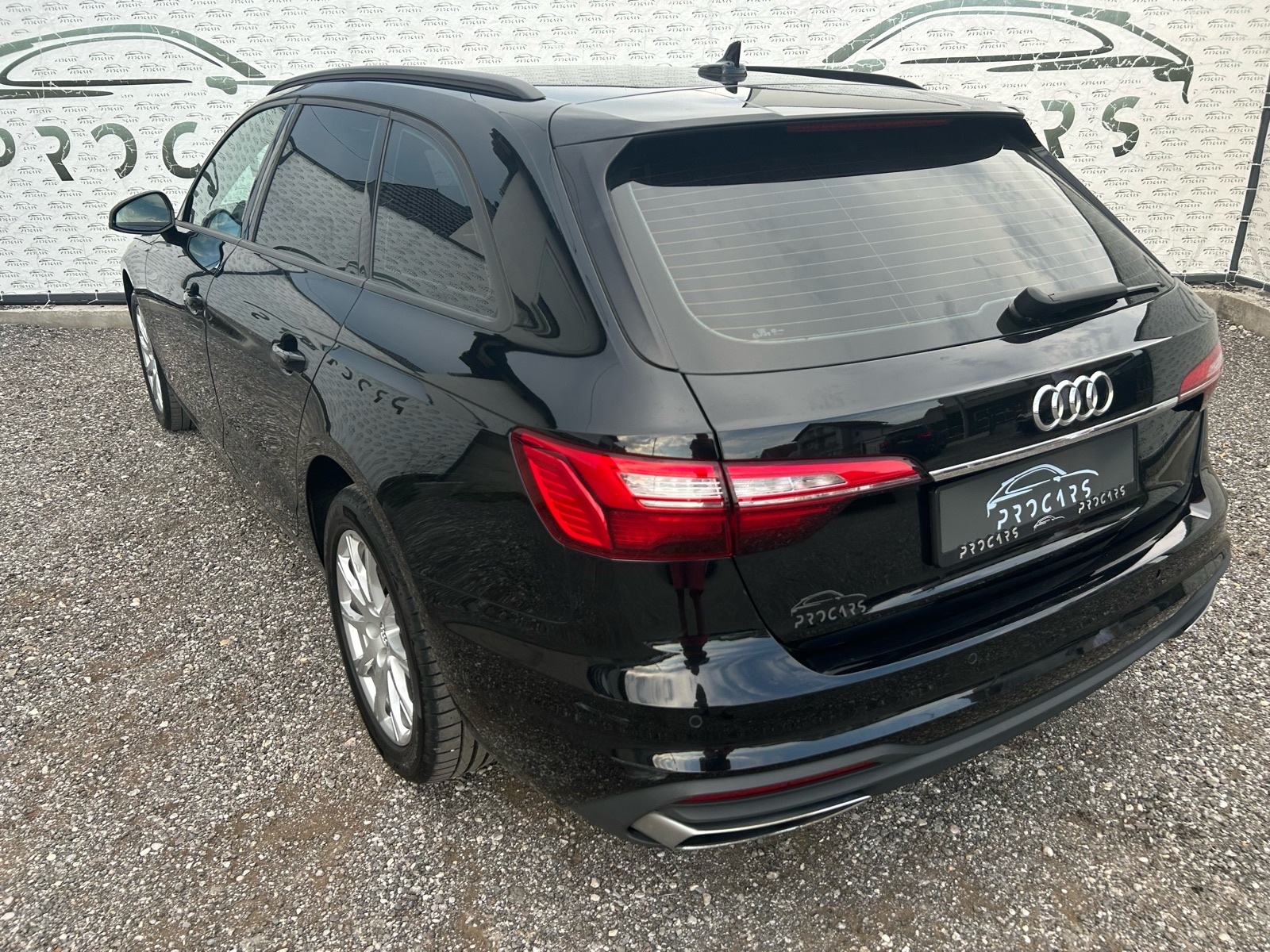 Audi A4 Avant 35 TDI automatik | ALU 17 | KAO NOVO | NAVI | REG 6/27, fotografija 5