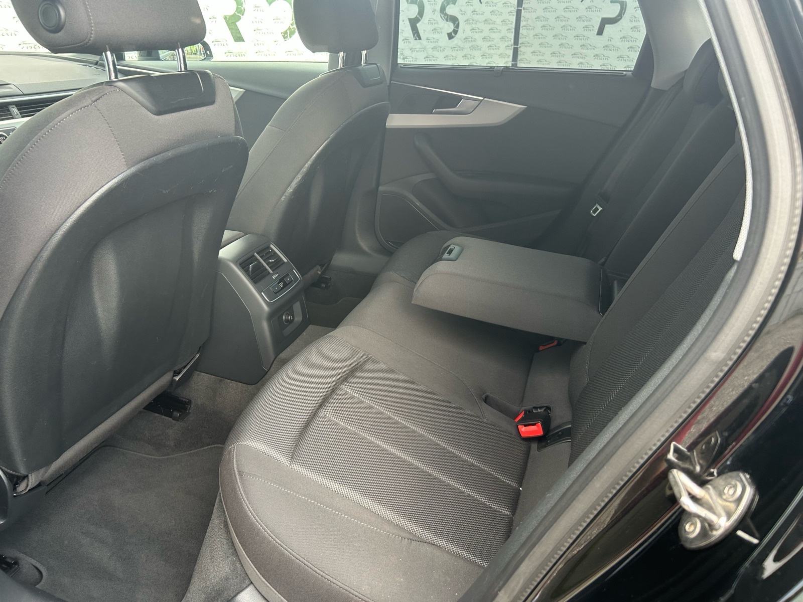 Audi A4 Avant 35 TDI automatik | ALU 17 | KAO NOVO | NAVI | REG 6/27, fotografija 14