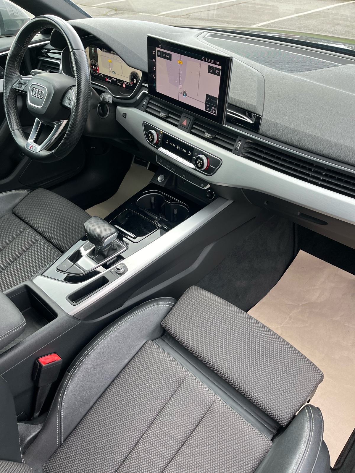 Audi A4 Avant 35 TDI automatik S-Line, fotografija 14