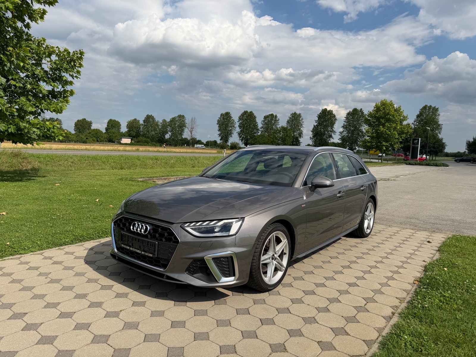 Audi A4 Avant 35 TDI automatik S-Line, fotografija 10