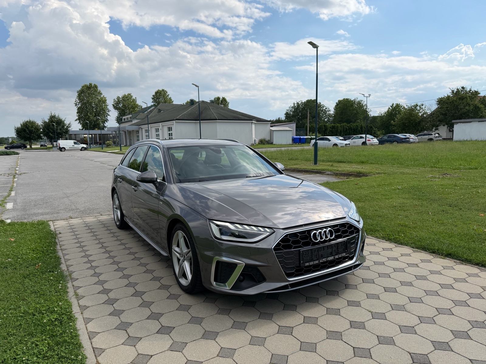 Audi A4 Avant 35 TDI automatik S-Line, fotografija 9