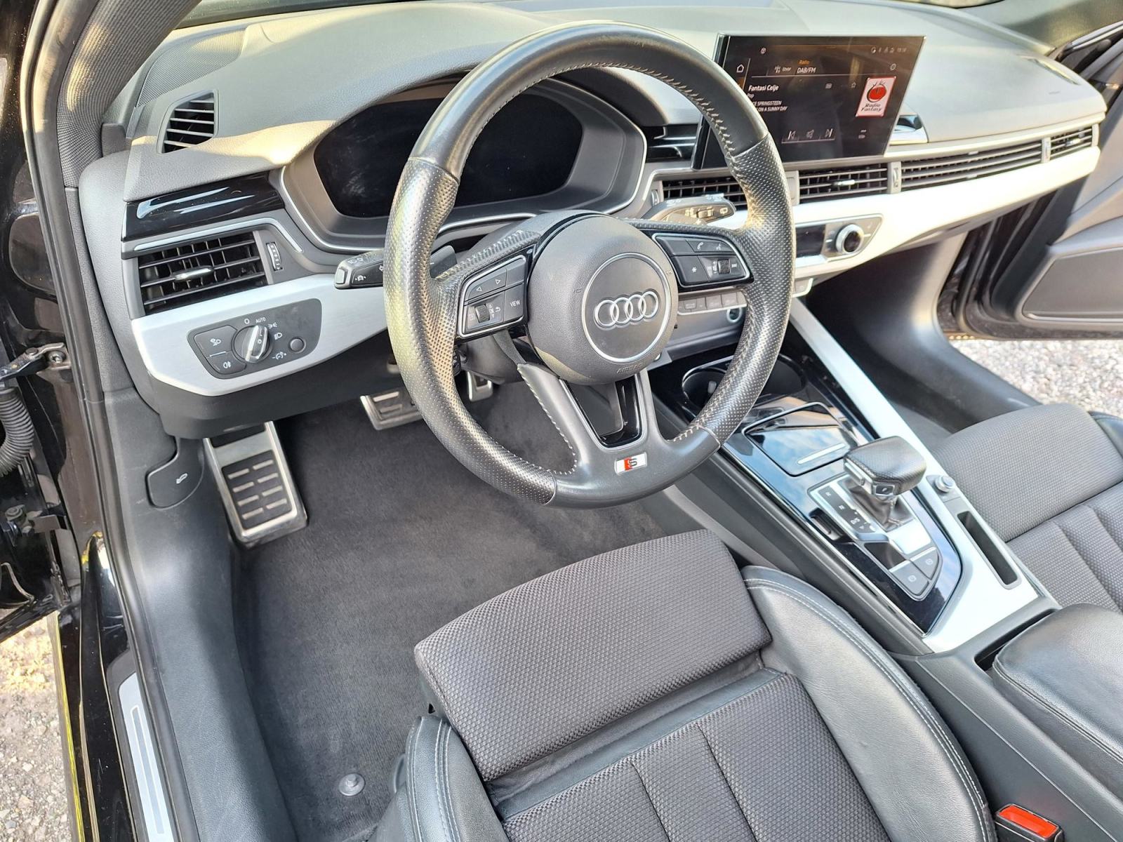 AUDI A4 2.0 TDi 2020. 3X S LINE **može zamjena jeftinije**, fotografija 12