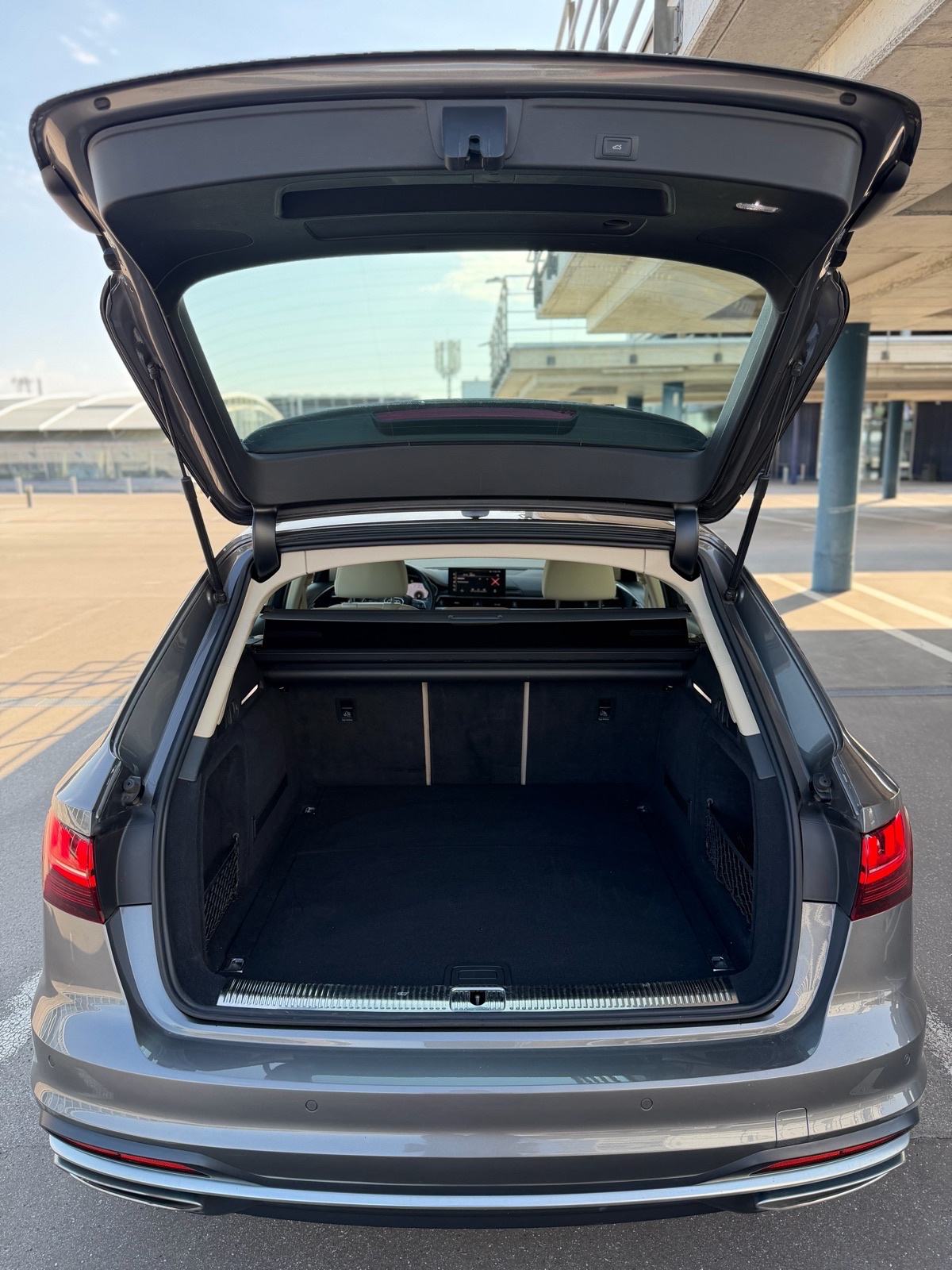 Audi A4 Avant 40 TDI automatik, fotografija 13